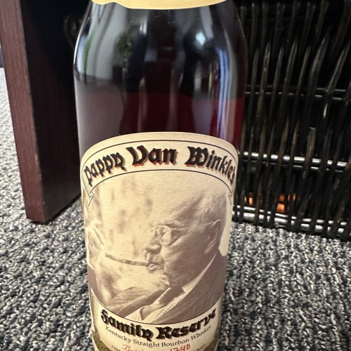 Pappy Van Winkle's 23 Year Old Family Reserve Bourbon 2022