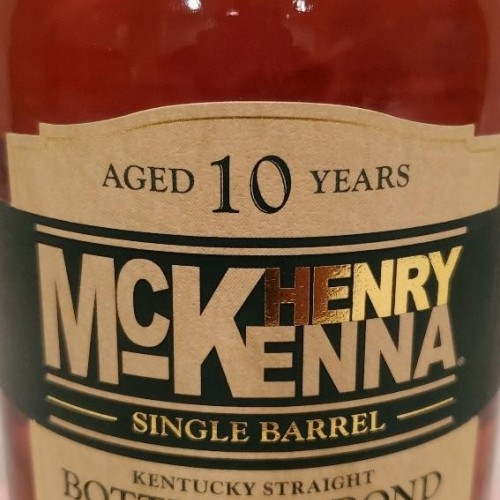 Henry Mckenna 10 yr bourbon whiskey