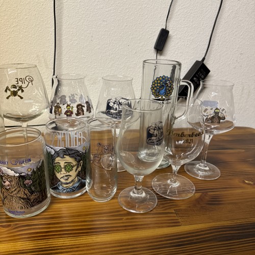 Great Notion 18 glass lot