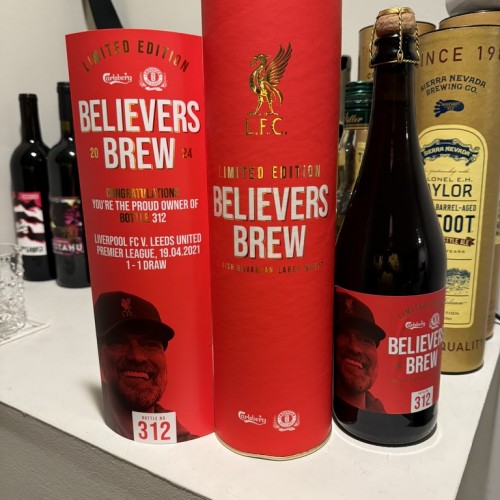 Carlsberg / ERDINGER Liverpool FC Believers Brew Limited Edition /491